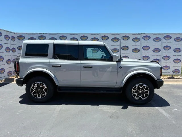 2026 Ford Bronco Outer Banks 4x4's photo