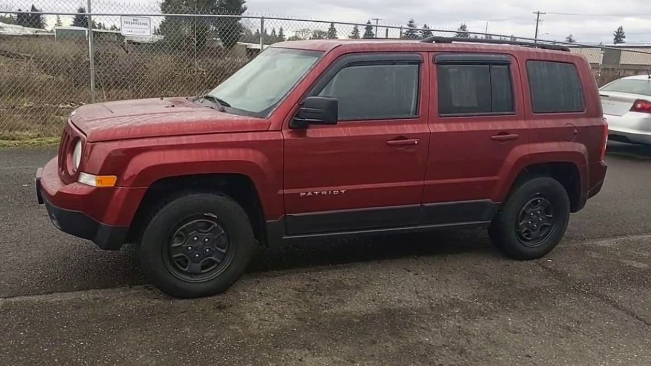 2016 Jeep Patriot Sport photo 2
