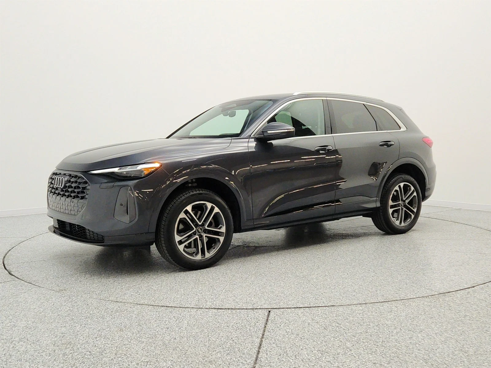 Used 2025 Tambora Gray Metallic Audi Premium Plus 2.0 TFSI quattro image 1