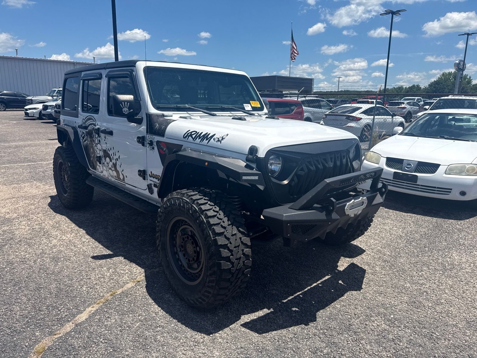 Used 2022 White Jeep Unlimited Sport Altitude image 1