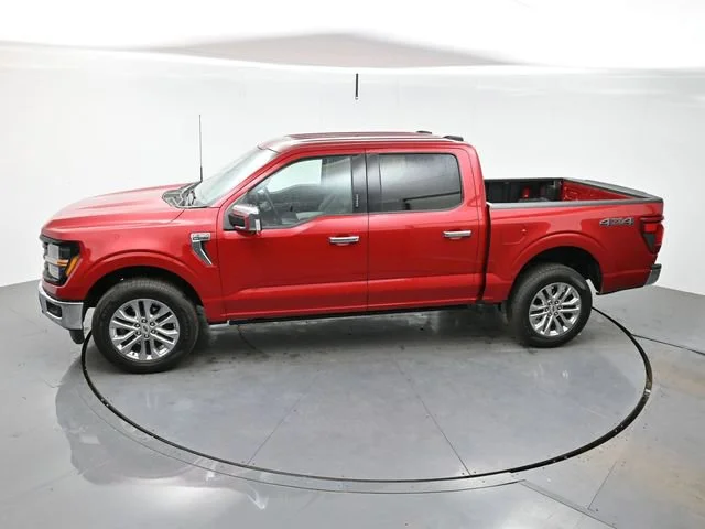 Used 2024 Rapid Red Met Tinted Cc Ford XLT image 33