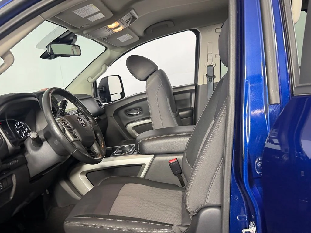 2024 Nissan Titan XD SV - Photo 22