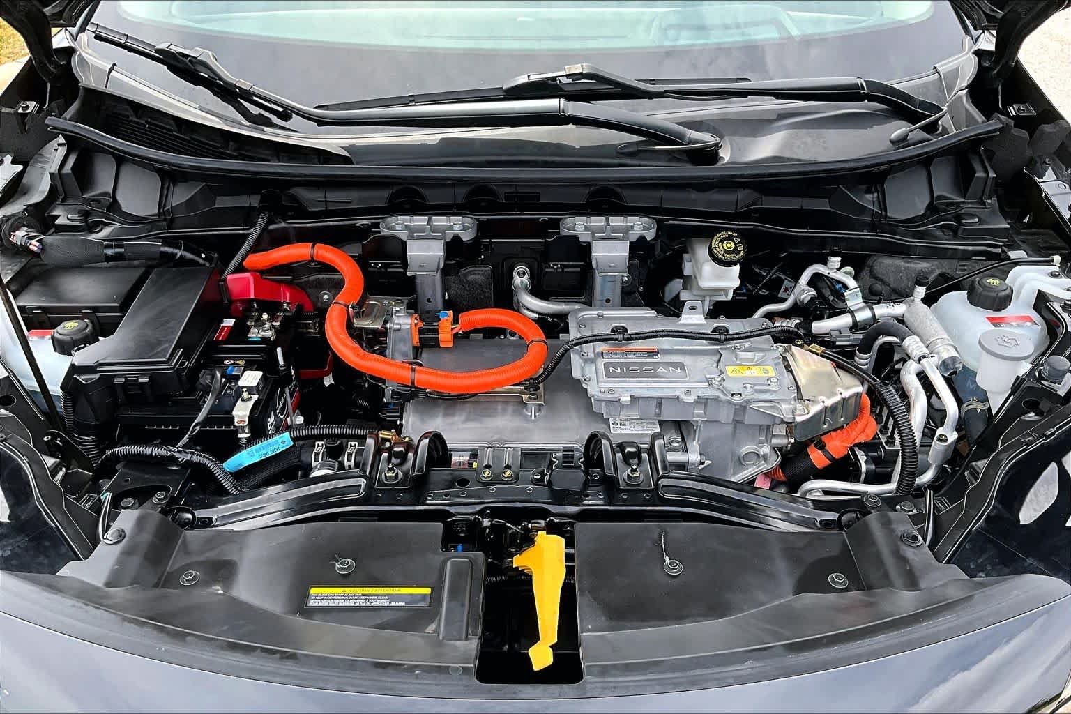 Used 2023 Black Diamond Pearl Nissan ENGAGE image 31