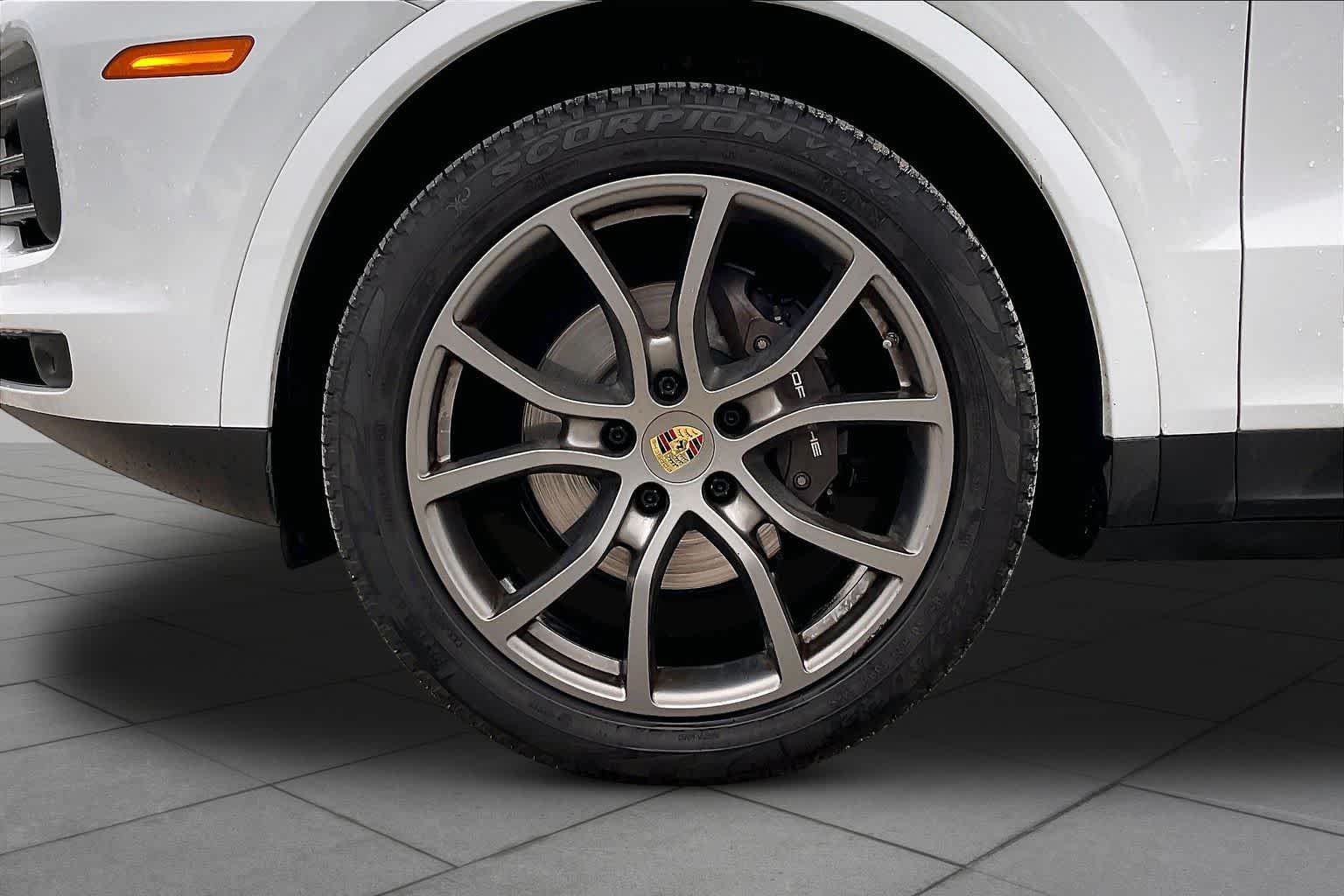 Used 2020 WHITE Porsche  image 11