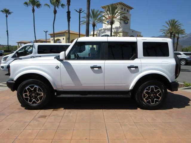 2026 Ford Bronco Outer Banks 4x4's photo