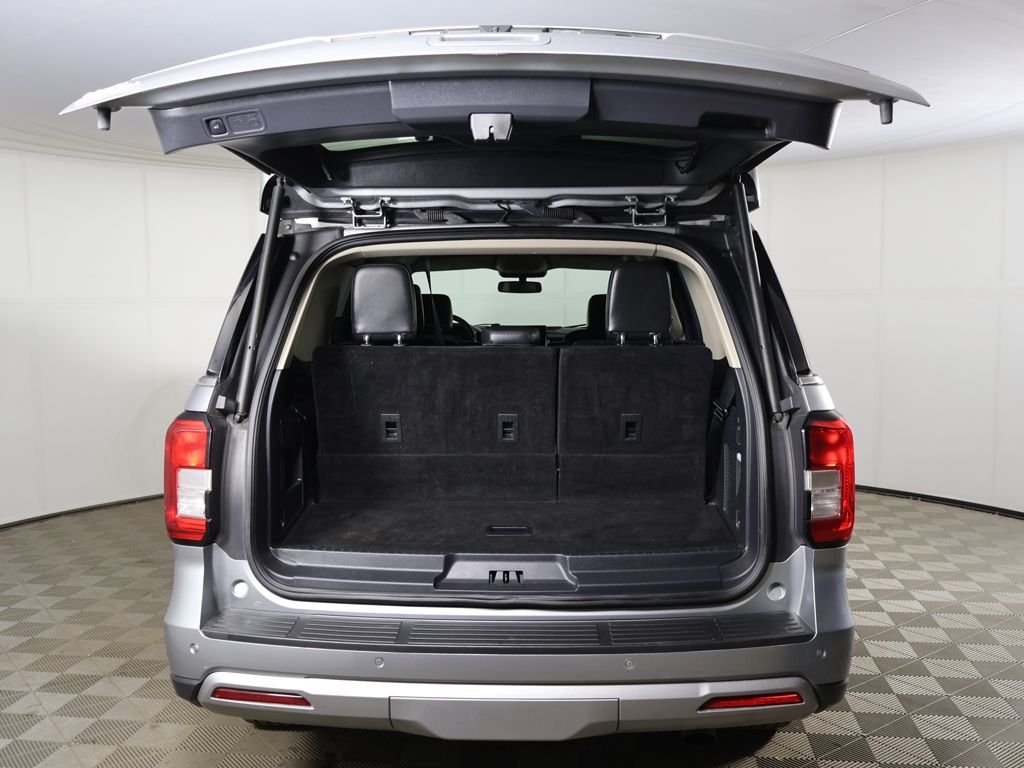 2022 Ford Expedition XLT - Photo 17