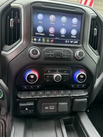 Used 2021 White GMC AT4 image 2