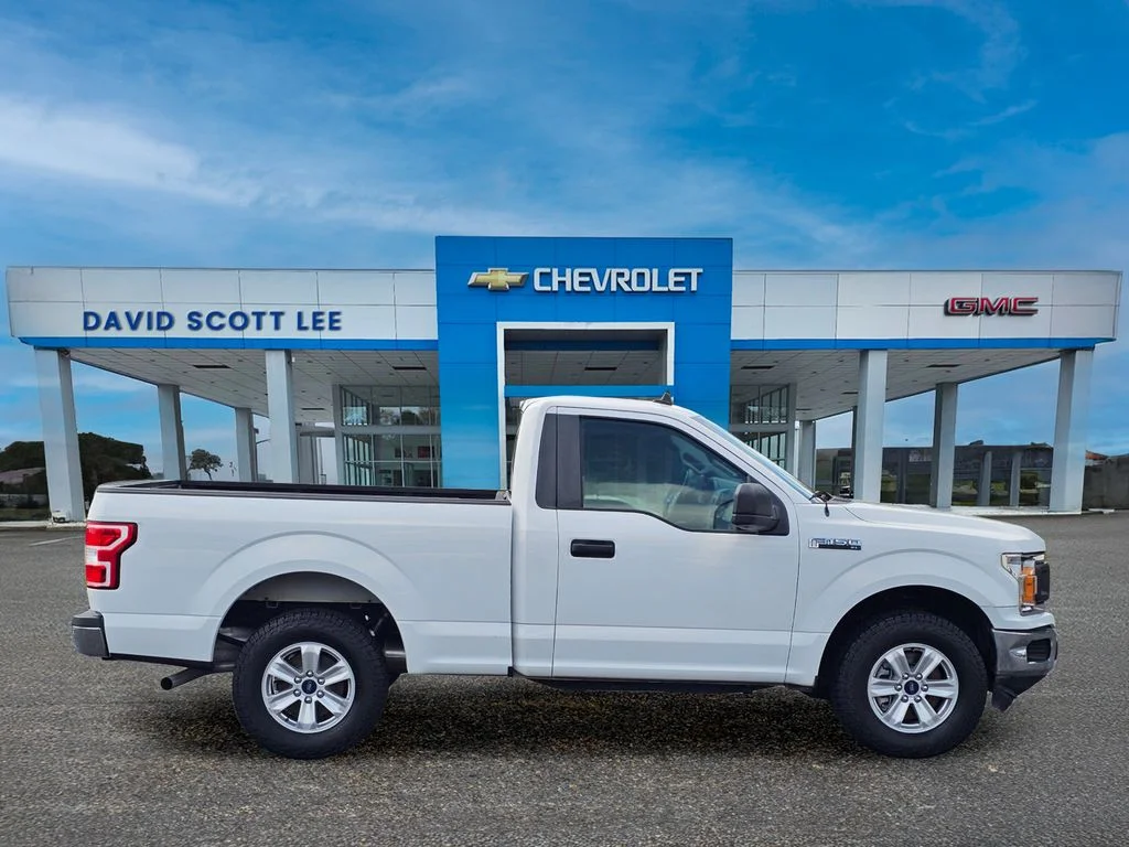 Used 2020 White Ford XL image 8