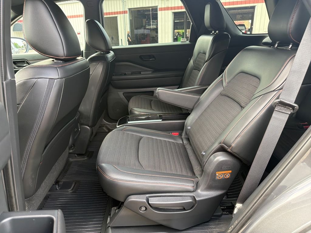 Used 2023 Gray Nissan Rock Creek image 15