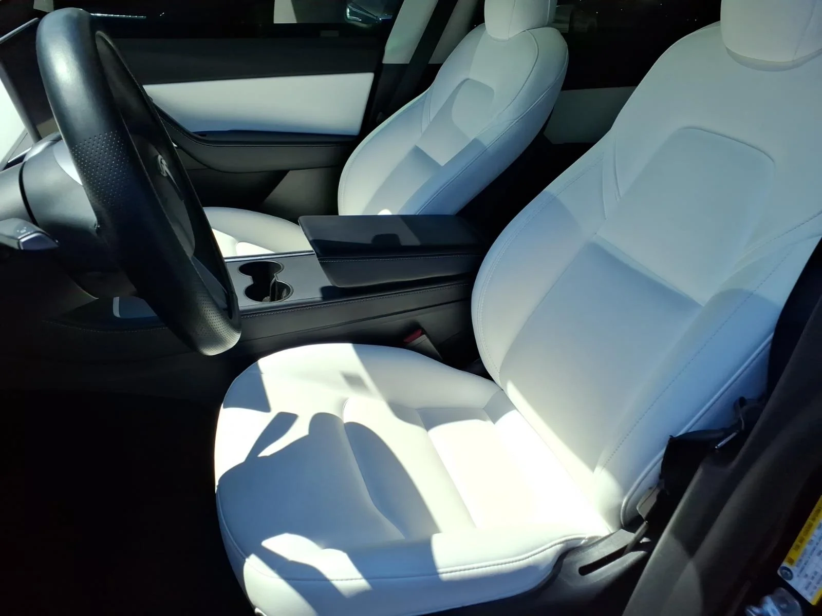 Used 2022 Black Tesla Performance image 17