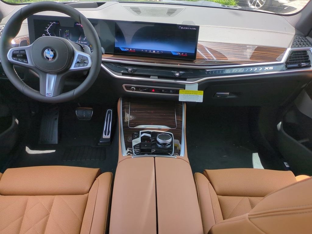 New 2026 Carbon Black Metallic BMW xDrive40i image 15