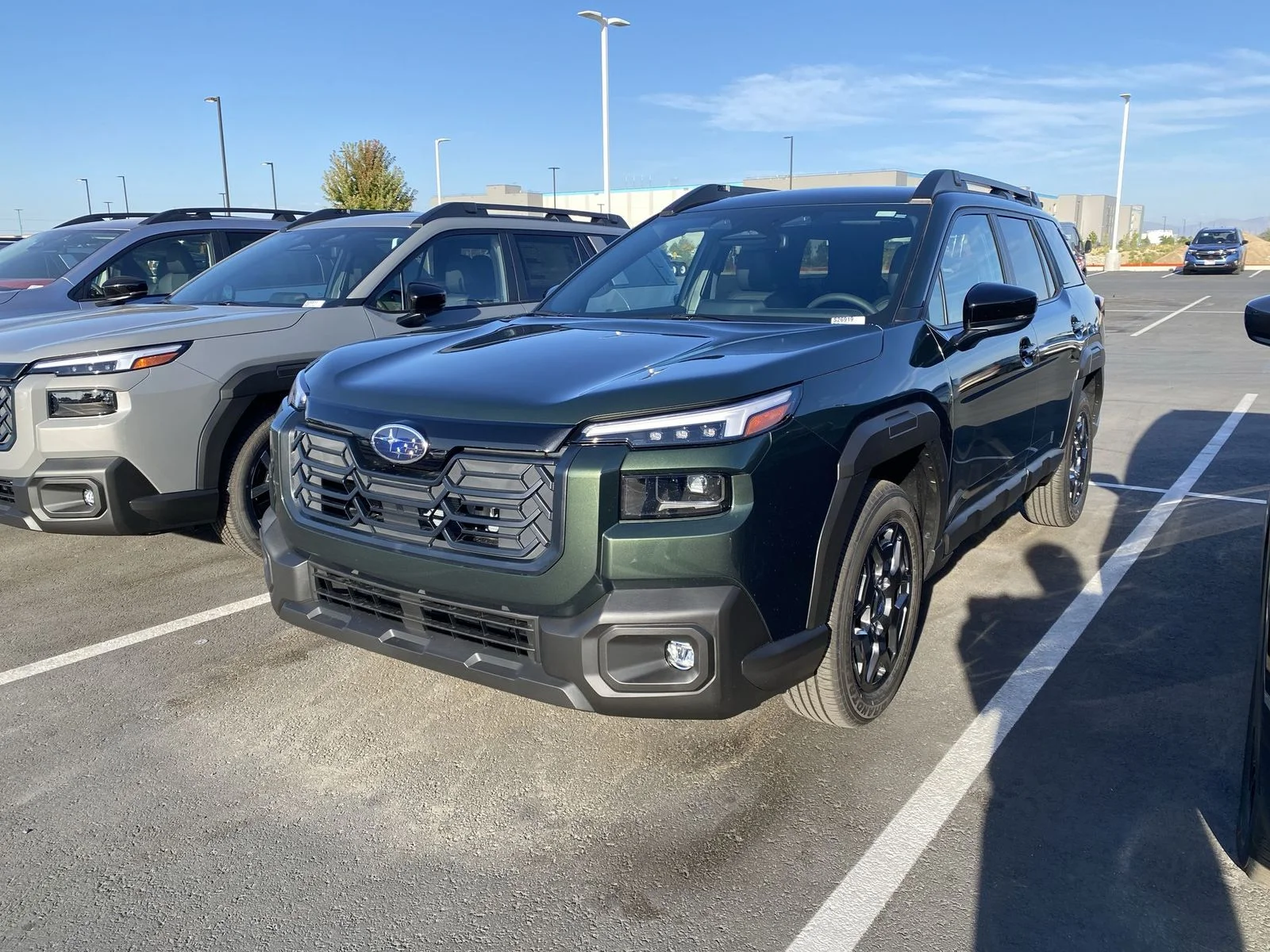 New 2026 DEEP EMERALD GREEN PEARL Subaru Premium image 2