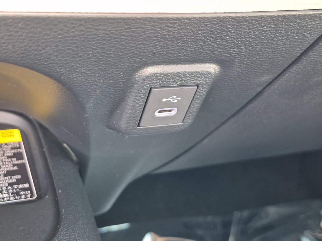 Used 2025  Toyota LE image 25