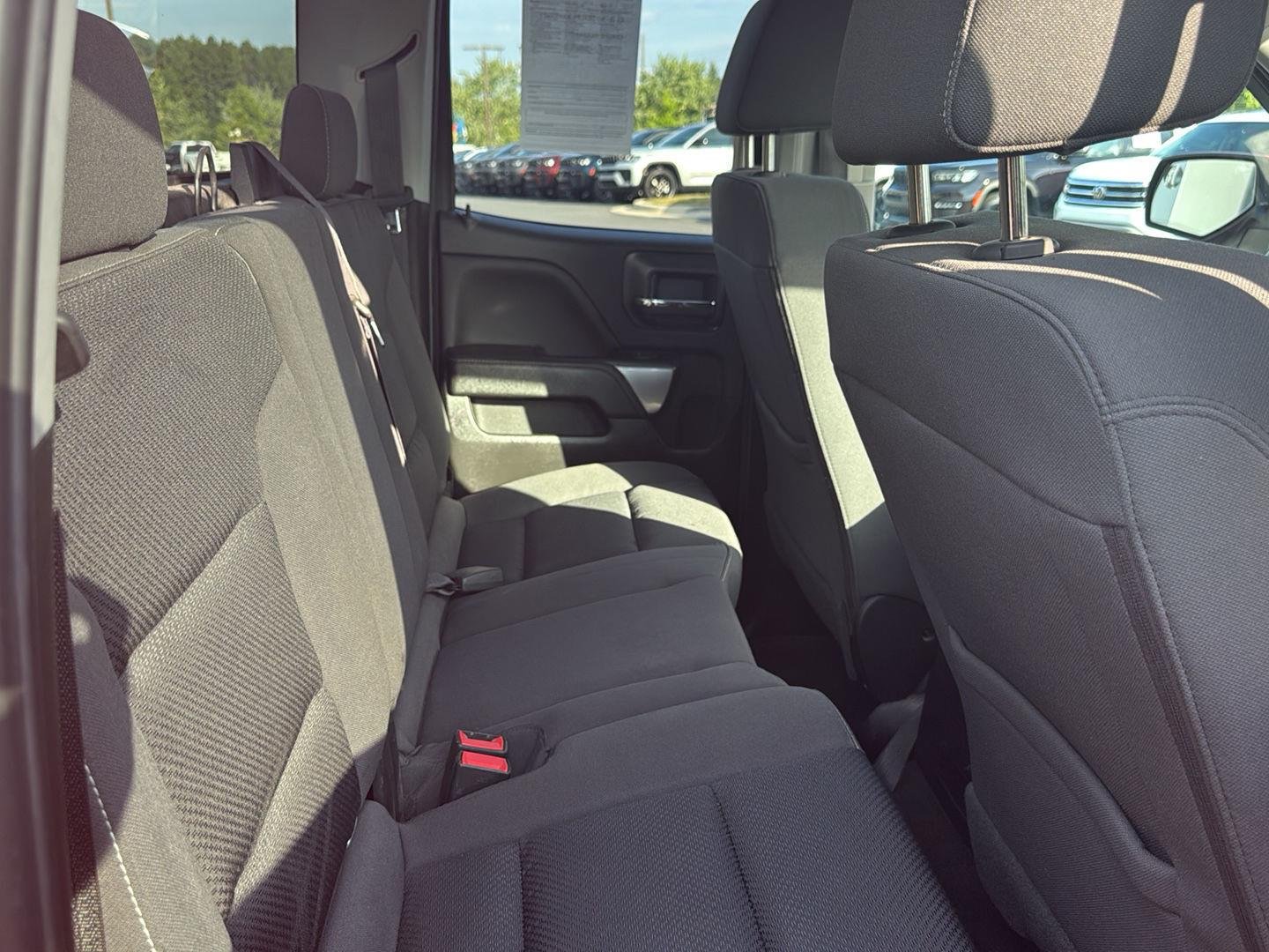 Used 2018 Red Hot Chevrolet LT image 33