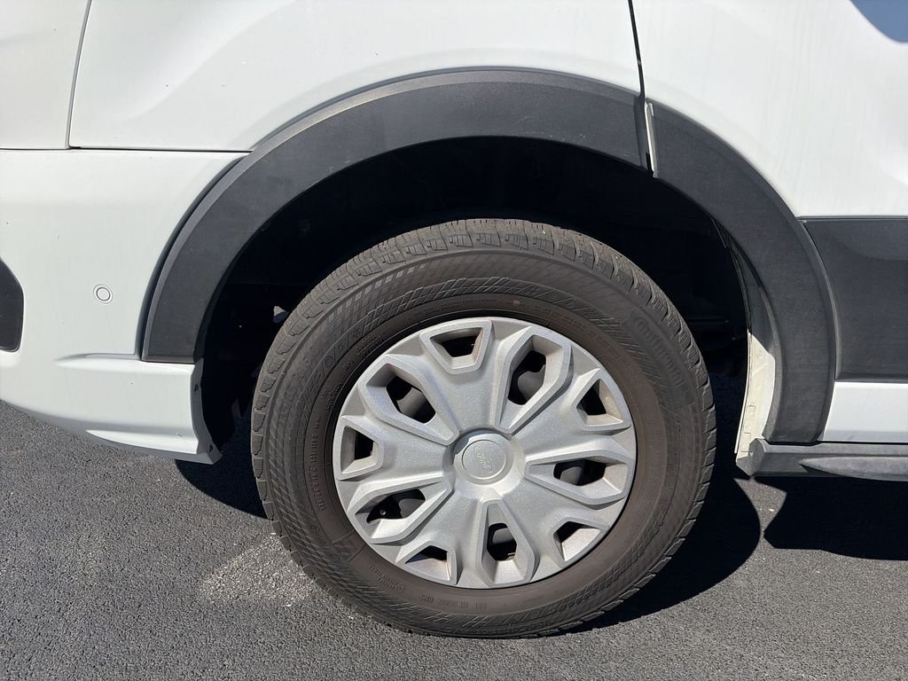 Used 2023 White Ford XLT image 10