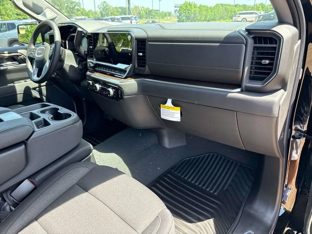 2026 GMC Sierra 1500 SLE - Photo 23