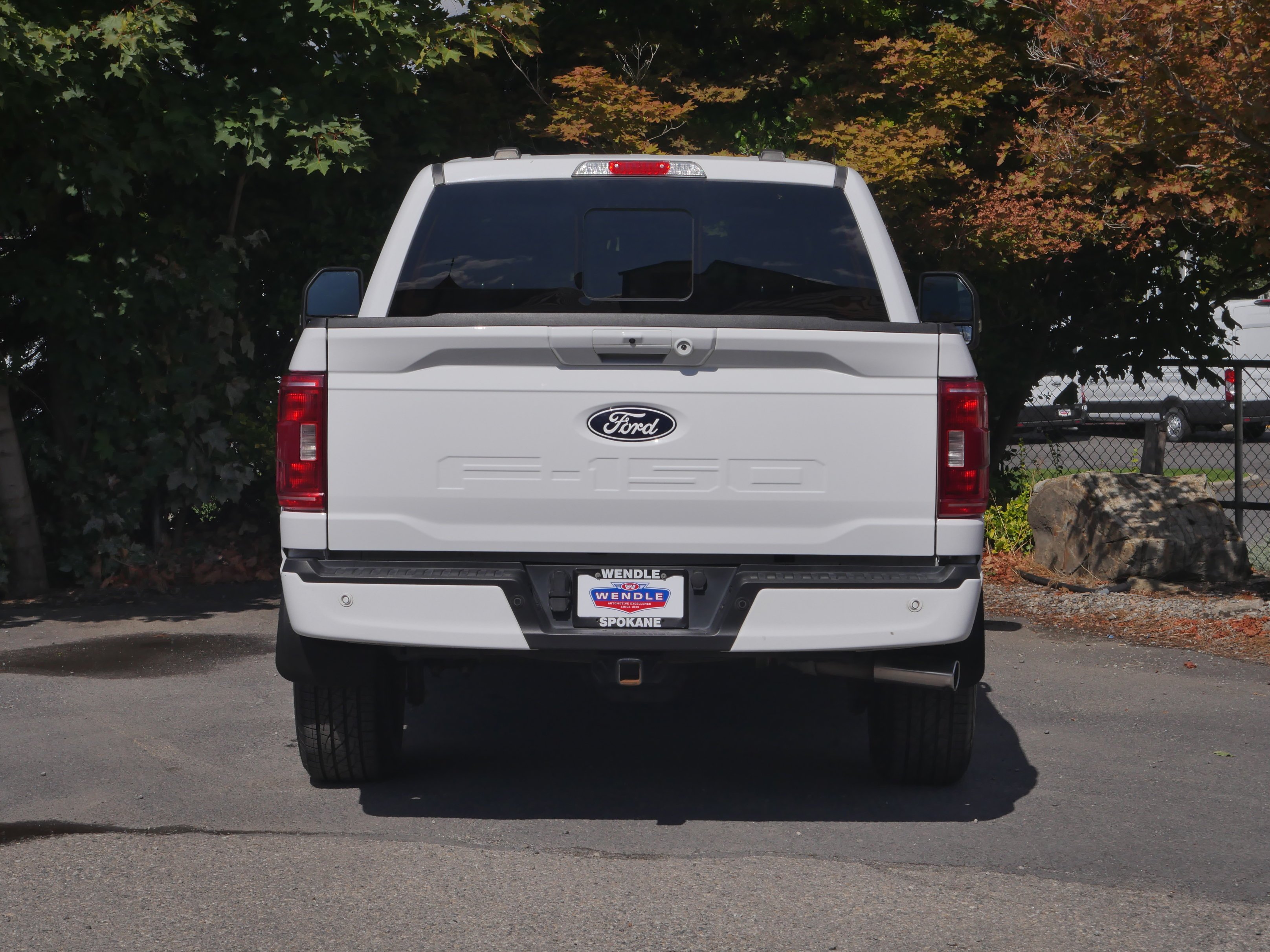 Used 2022 Oxford White Ford XLT image 21