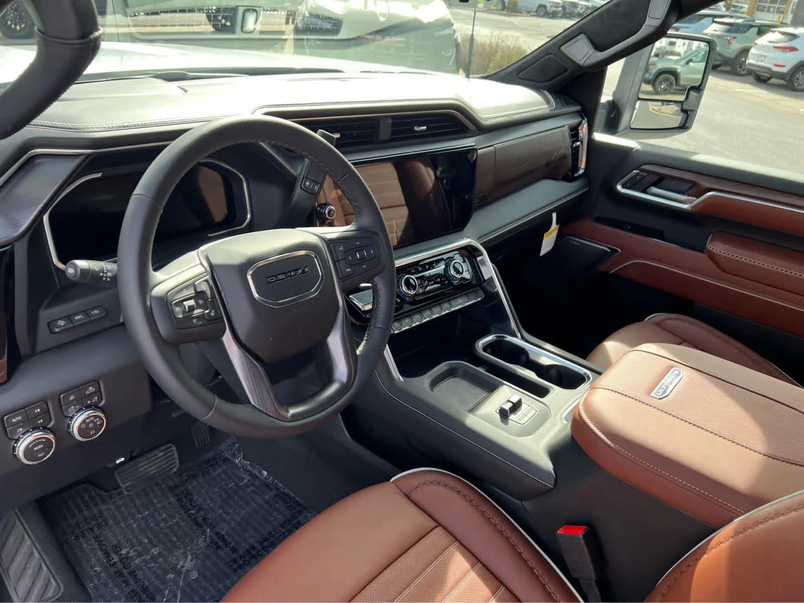 2026 GMC Sierra 3500HD Denali Ultimate - Photo 17