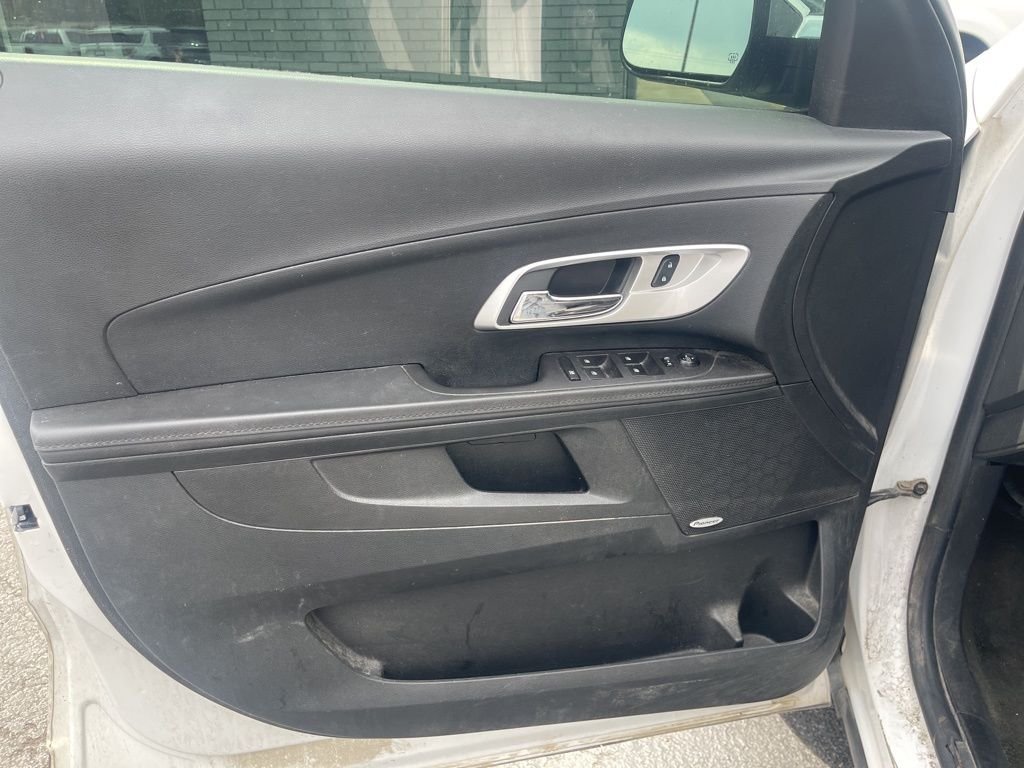 Used 2016 Beige Chevrolet LTZ image 18