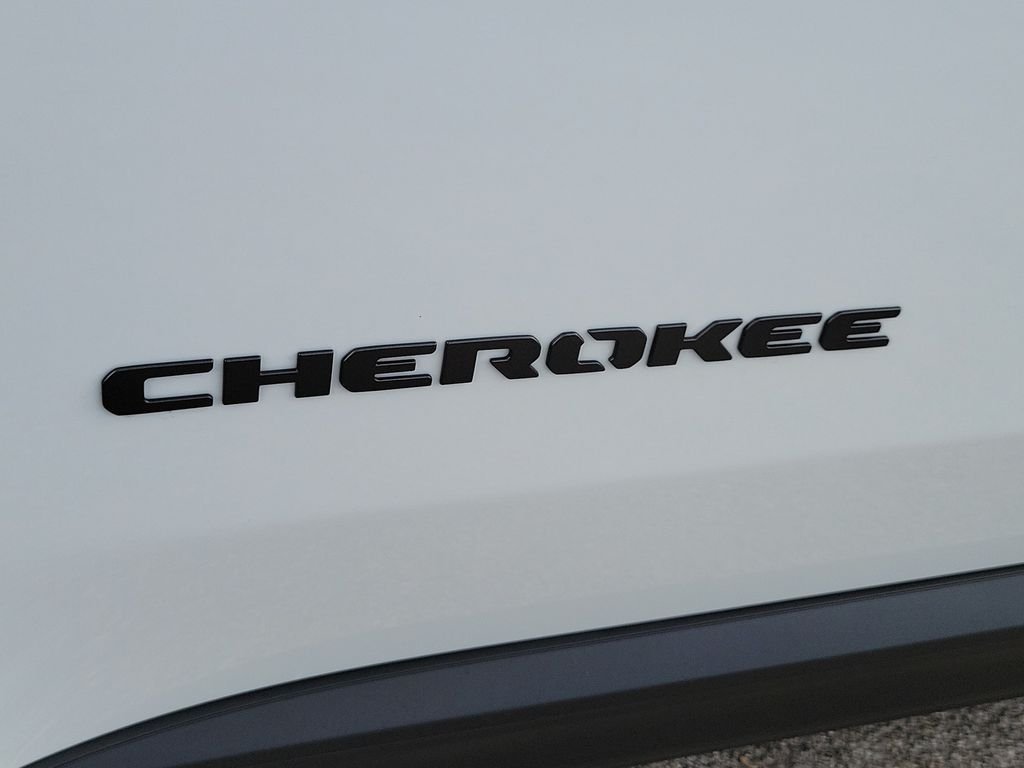 New 2026 Bright White Clearcoat Jeep Limited image 5