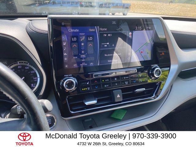 Used 2022 Gray Toyota Platinum image 19