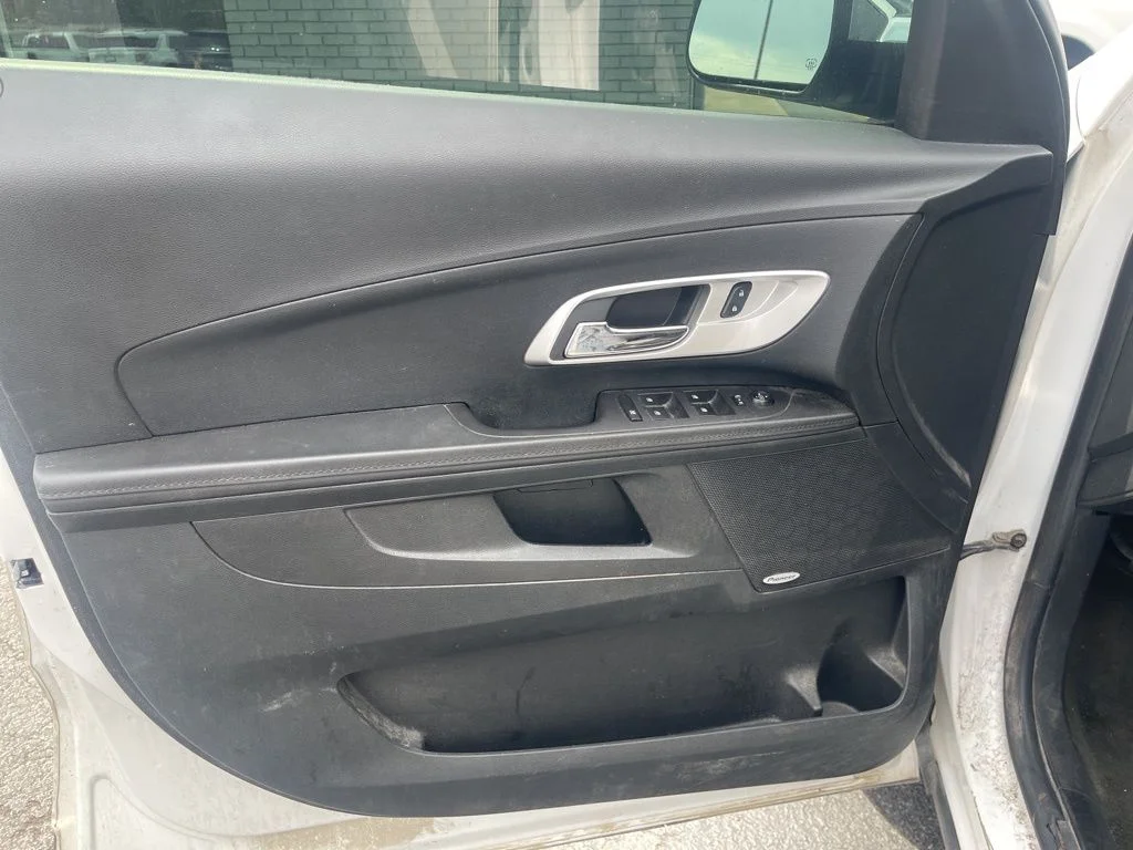 Used 2016 Beige Chevrolet LTZ image 18