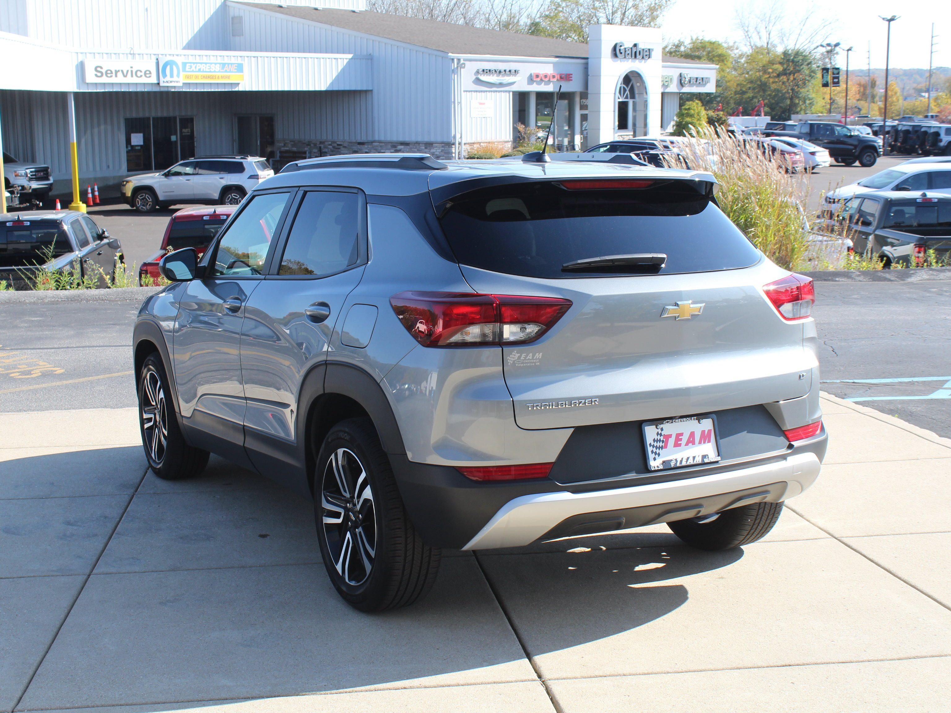 Used 2023 STERLING GRAY METALLIC Chevrolet LT image 8
