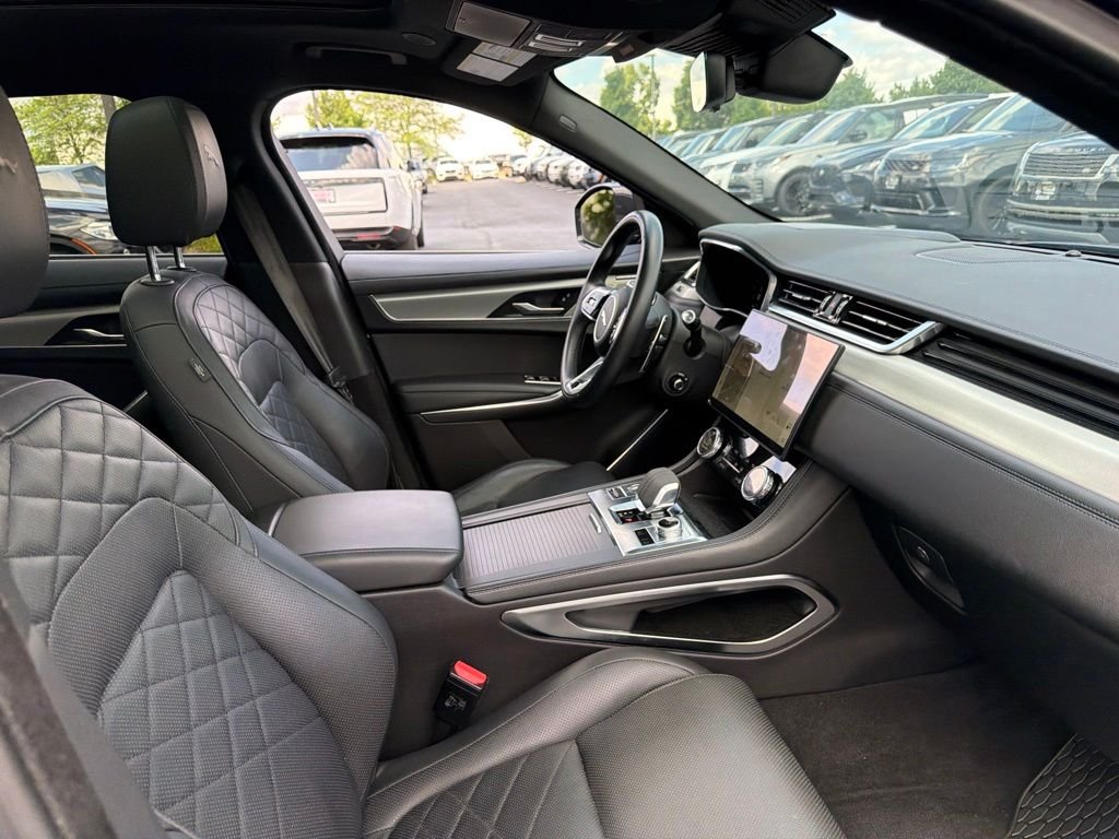 Used 2021 Blue Jaguar P250 S image 13