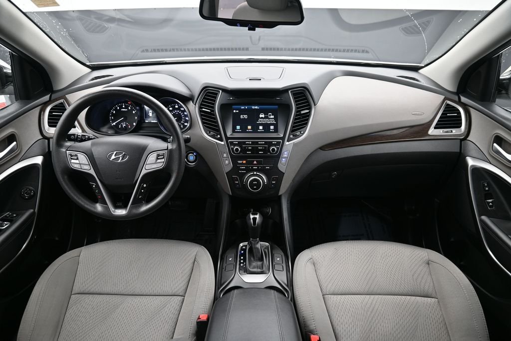 Used 2018 White Hyundai 2.4 Base image 12