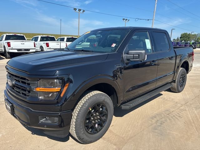 New 2026 Black Ford XLT image 9