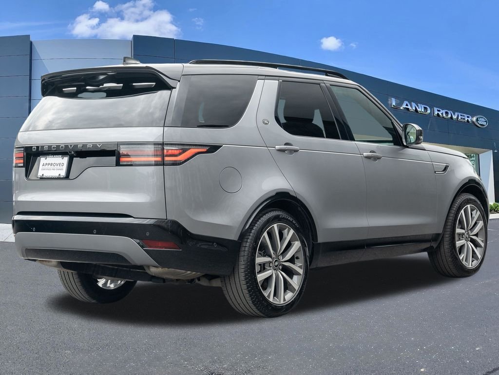 Used 2025 Gray Land Rover Dynamic SE image 4