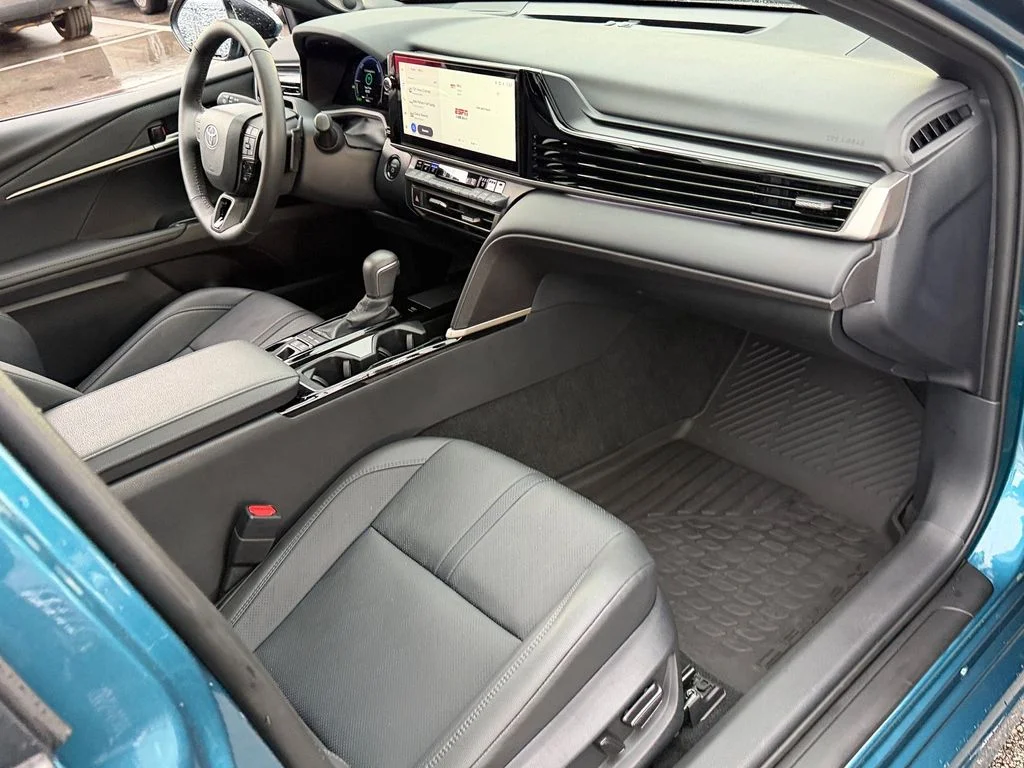 Used 2026  Toyota XSE image 16