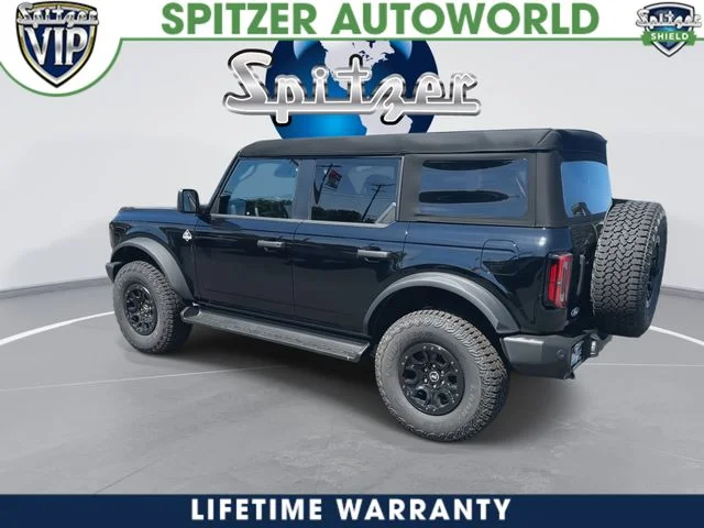 New 2026 Shadow Black Ford Outer Banks® image 29