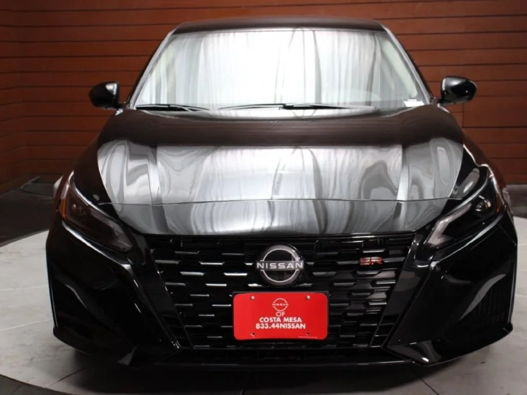 New 2026 Super Black Nissan SR image 25