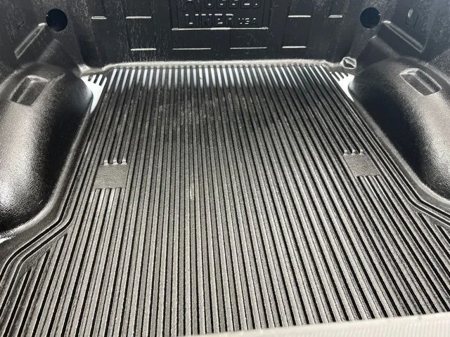 Used 2025 Black Ford XLT image 8
