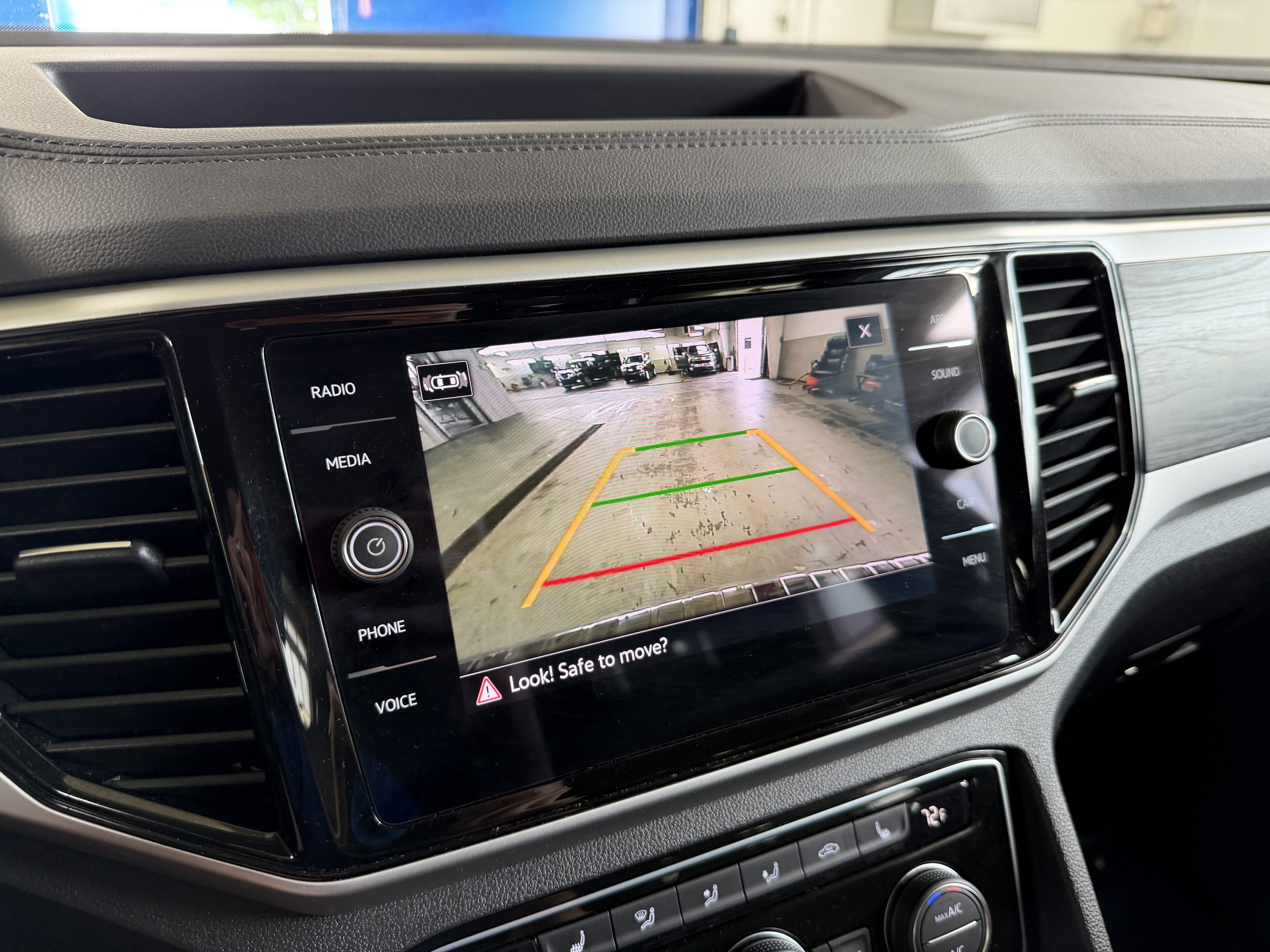 Photo 19