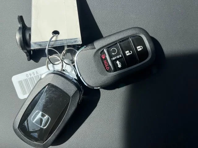 New 2026 Urban Gray Pearl Honda SE image 32