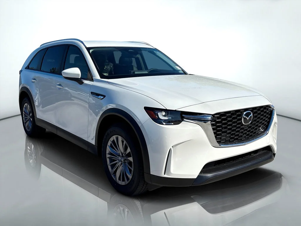 New 2026 White Mazda 3.3 Turbo Select image 2