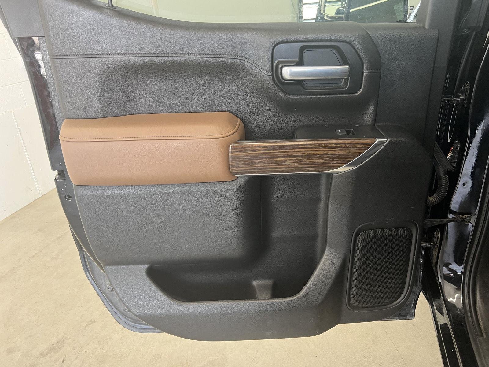 Used 2021 BLACK Chevrolet High Country image 24