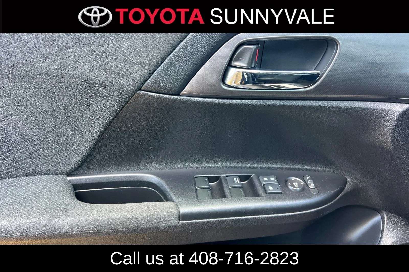 Used 2013 Black Honda LX image 15