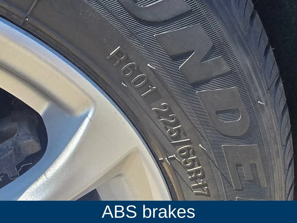 Used 2020 SILVER ICE METALLIC Chevrolet LS image 10