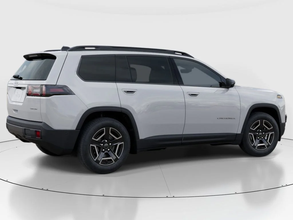 New 2026 Bright White Clear-Coat Exterior Paint Jeep Laredo image 3