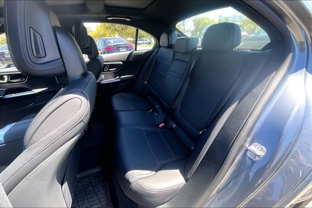 2025 Mercedes-Benz C-Class Sedan C 300 - Photo 23