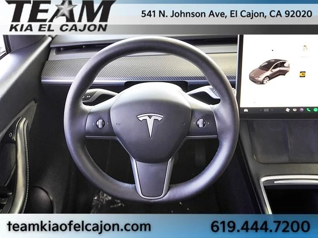 Used 2022  Tesla Long Range image 22