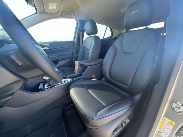 Used 2026 Moonstone Gray Metallic Buick Sport Touring image 15