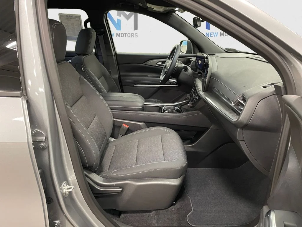 Used 2026 Sterling Gray Metallic Chevrolet LT image 15