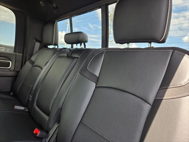New 2026 Granite Crystal Metallic Clear-Coat Exterior Paint RAM Laramie image 23