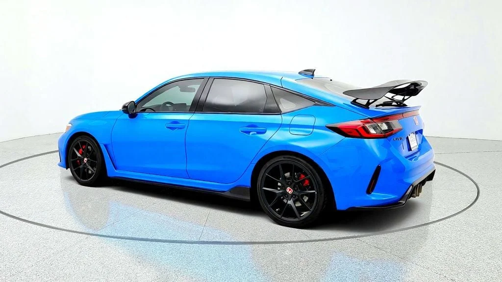 Used 2023 Boost Blue Pearl Honda Manual image 7