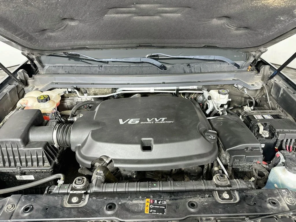 Used 2020 Black Chevrolet LT image 30