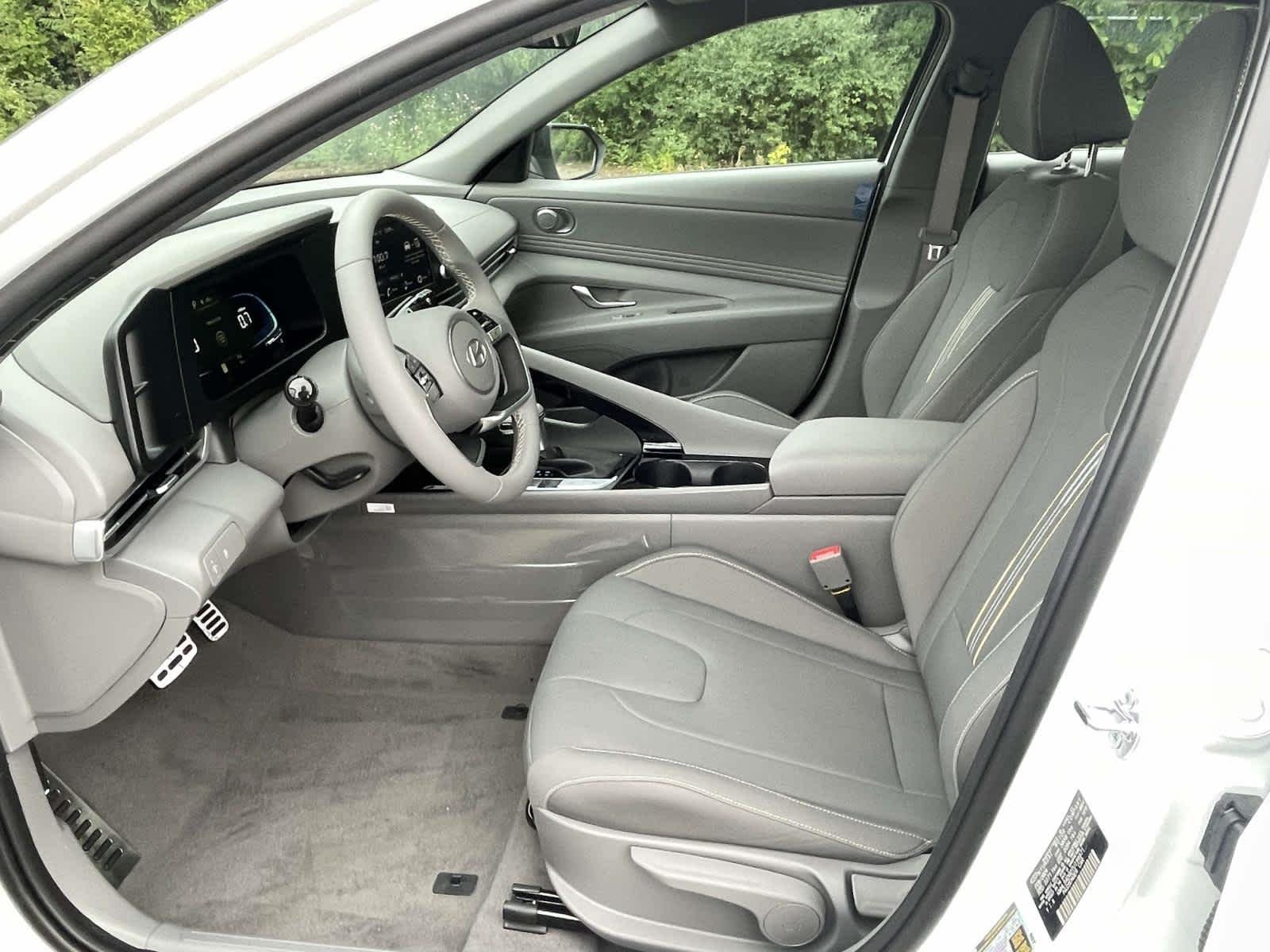 New 2026 Serenity White Hyundai SEL Sport Premium image 15